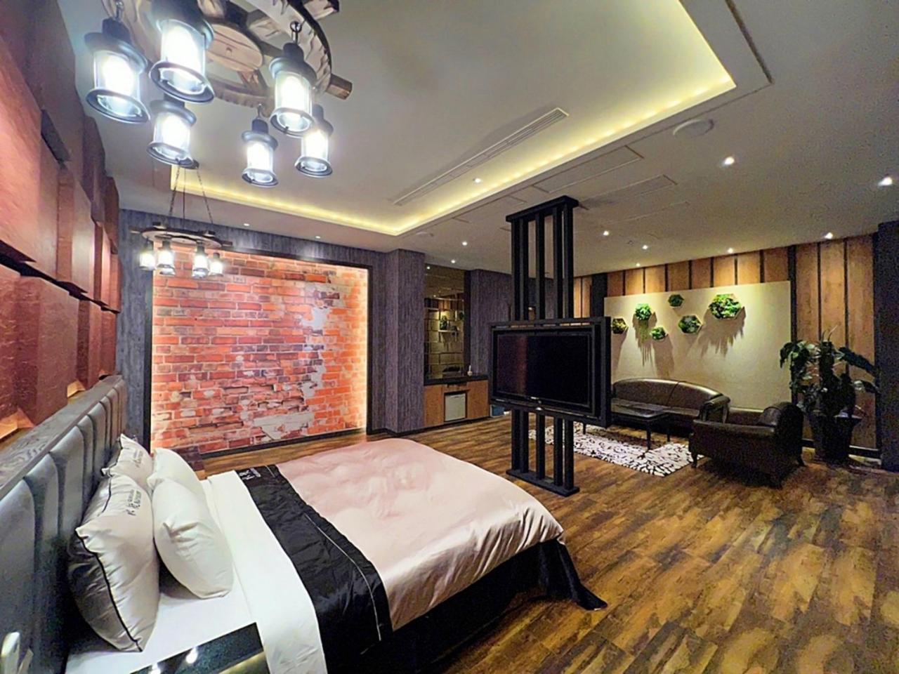 Aquarius Motel Tajcshung Kültér fotó