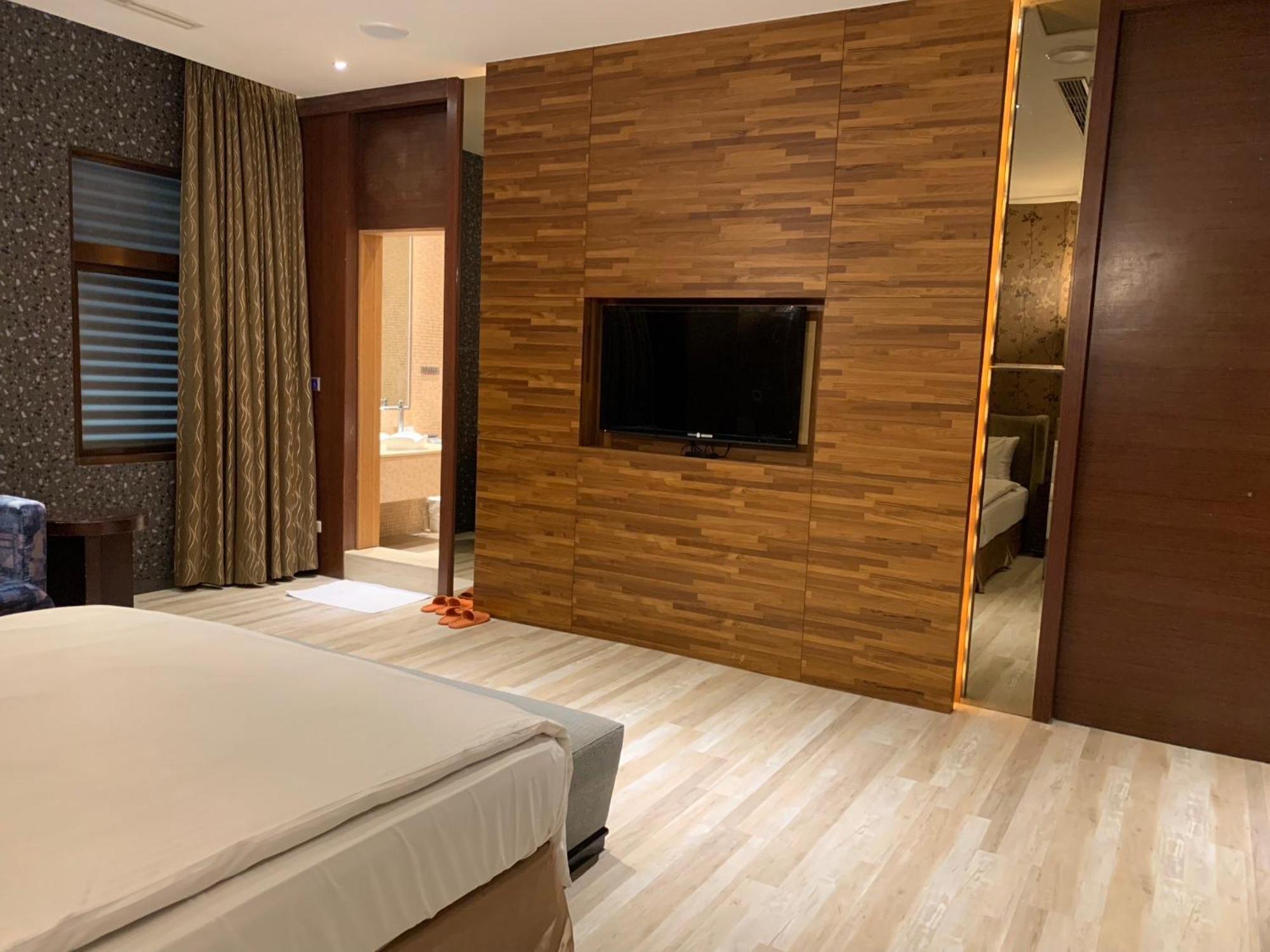 Aquarius Motel Tajcshung Kültér fotó